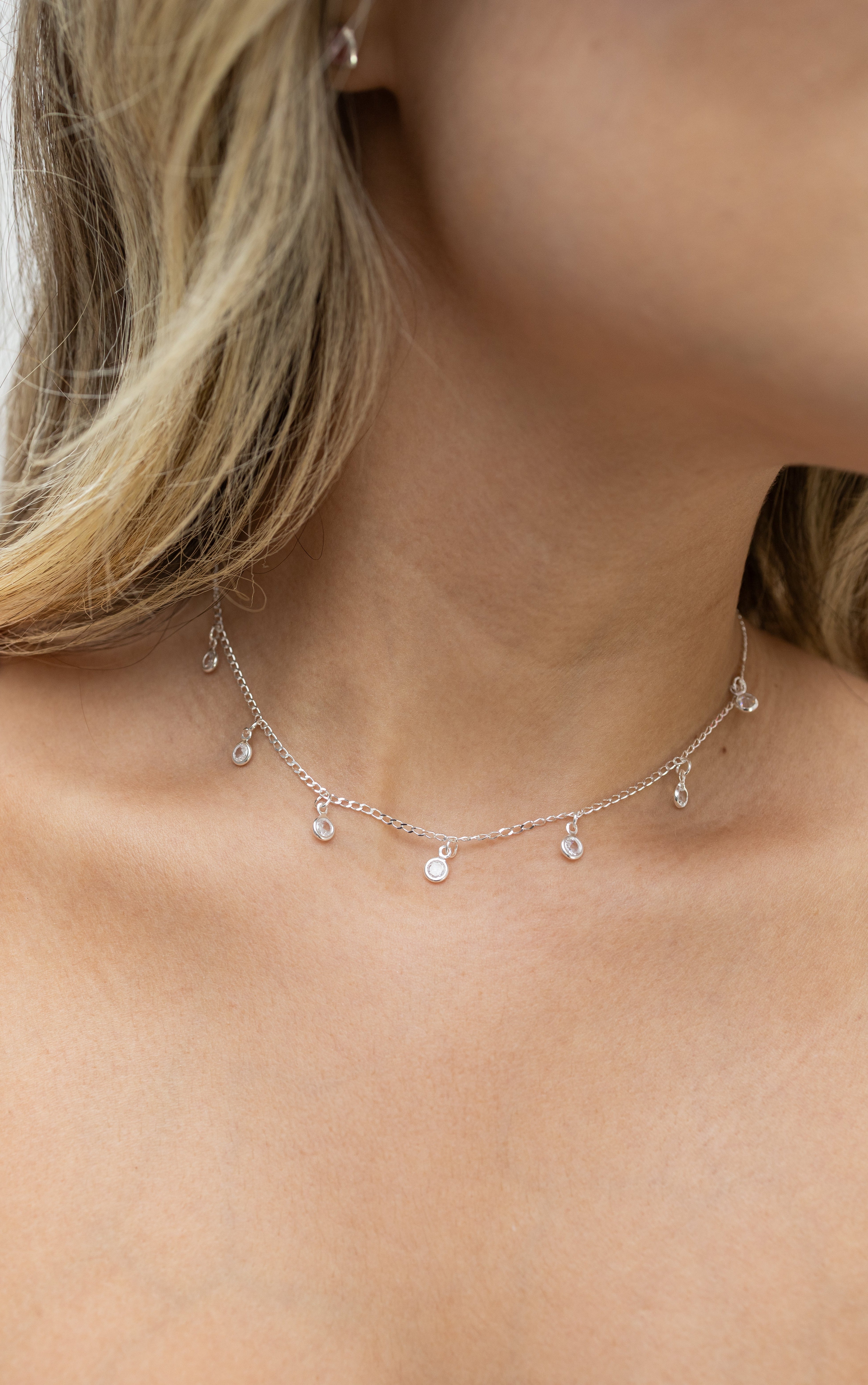 Choker com Pedrinhas de Zircônia Prata 925